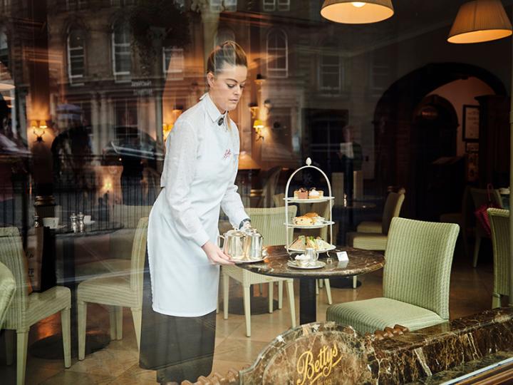 Betty's Cafe Tea Rooms in Harrogate © Visit Britain